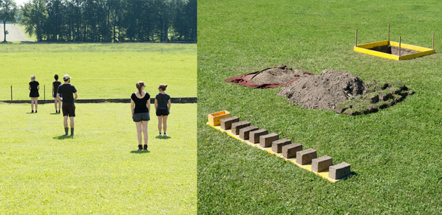 Anaïs Boileau, Aladin Borioli, Rachèle Monti, Marie Rime, Diane Fleury, Melina Wilson. Briques, 2014-15.
Briques en terre crue du jardin du Château
et installation vidéo.
Briques est le résultat d’une expérience empirique de l’acquisition d’un savoir
collectif. Ce savoir prend la forme d’un objet dont le groupe a collectivement
intégré les modes de production. La brique est un produit fini mais également
un module élémentaire appelant à la création d’une structure. À la fois l’entier et
sa fraction. Il en va de même pour cette expérience : acquérir un savoir collectif
comme finalité ainsi que comme moyen de production concret