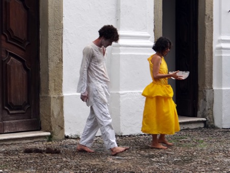 Luis Parras & Priscila Valente Lolata, Oxalá usa Ekodide, 2012.